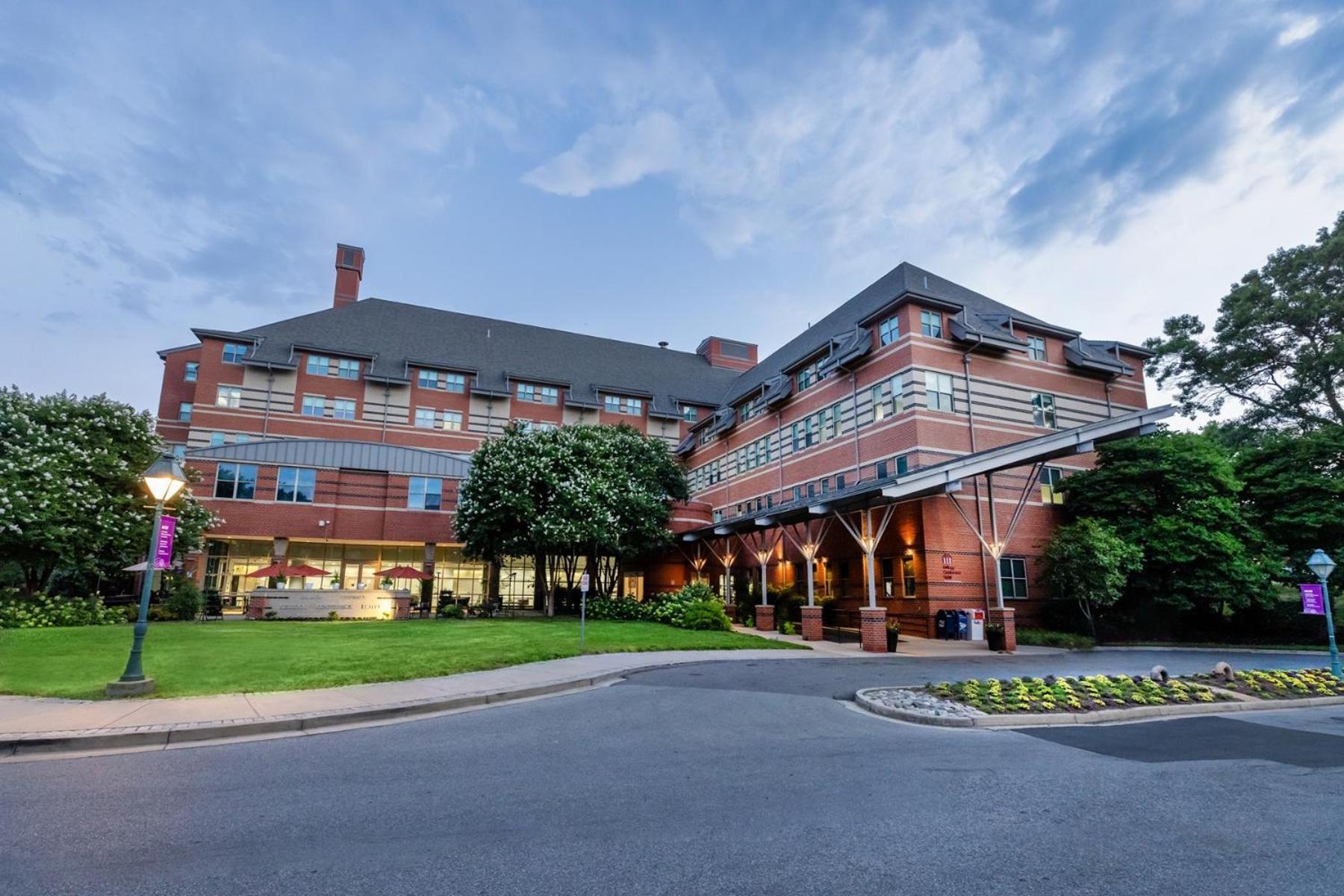 Kellogg Conference Hotel Capitol Hill At Gallaudet University Вашингтон Экстерьер фото